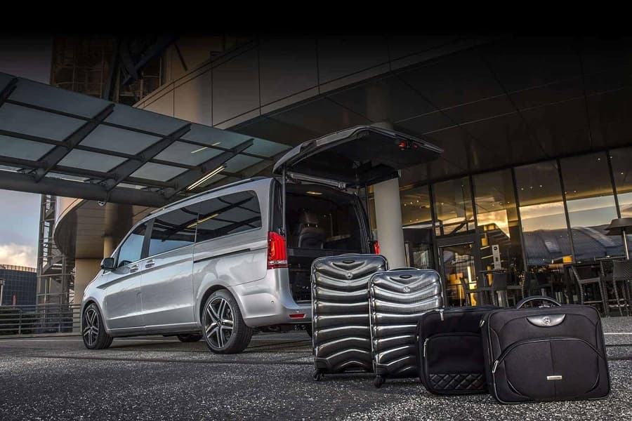 Three Reasons to Book an Airport Transfer Service
